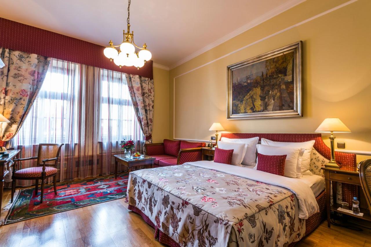 Golden Well Hotel Praga Exterior foto