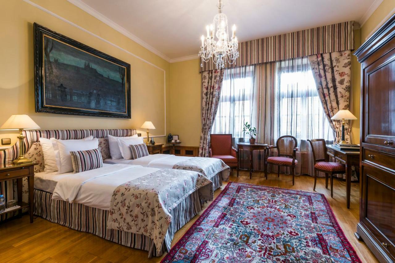 Golden Well Hotel Praga Exterior foto